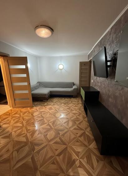 Apartament cu 2 camere semidecomandat în Șimian