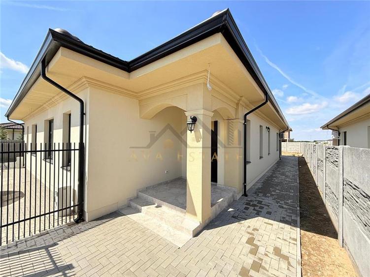 Duplex cu 3 camere cu Teren 366 Mp în Urseni