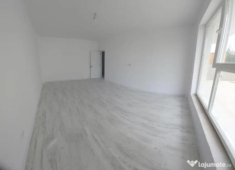 Apartament cu 2 camere decomandat în Vârteju