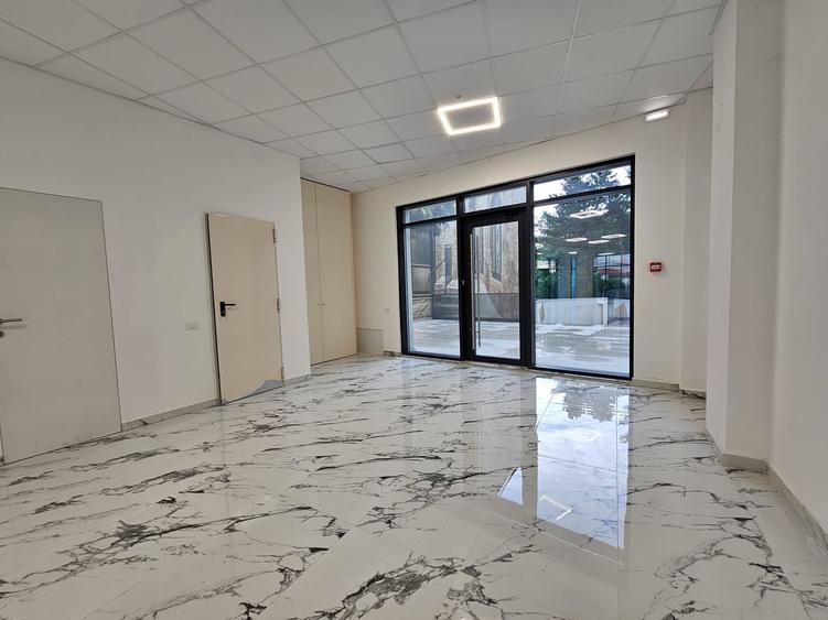 Spațiu comercial, de 664 mp, în Central