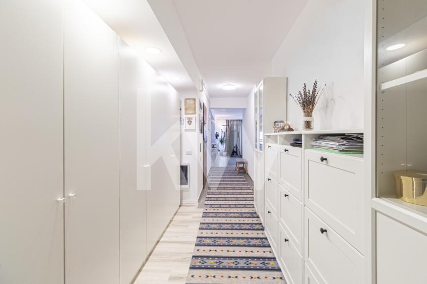 Apartament cu 5 camere decomandat, mobilat în Noua