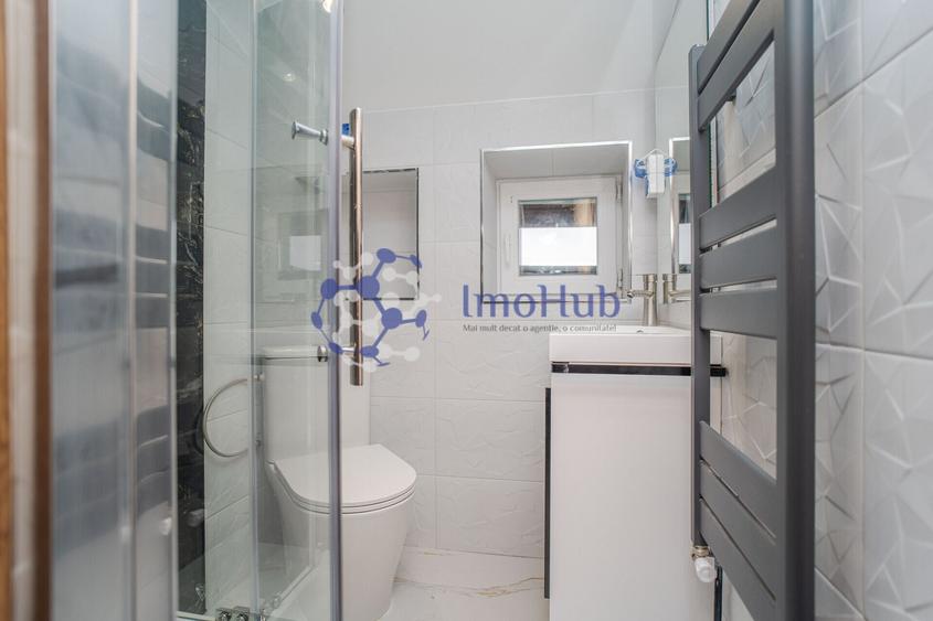 Casă cu 6 camere cu Teren 228 Mp în Bucșinescu