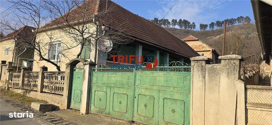 Casă cu 3 camere în Pâclișa