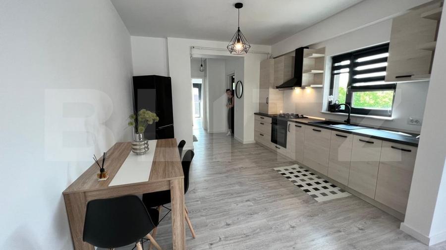 Apartament cu 2 camere decomandat, mobilat în Craiovița Nouă
