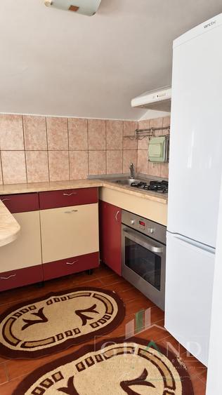 Apartament cu 2 camere semidecomandat, mobilat în Calea Turzii