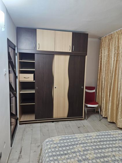 Apartament cu 2 camere decomandat în Exterior Vest