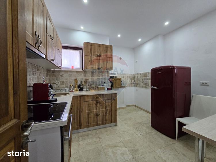 Casă cu 4 camere cu Teren 331 Mp în Valea Alba