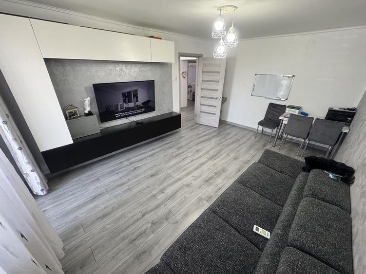 Apartament cu 3 camere decomandat, mobilat în Km 4-5