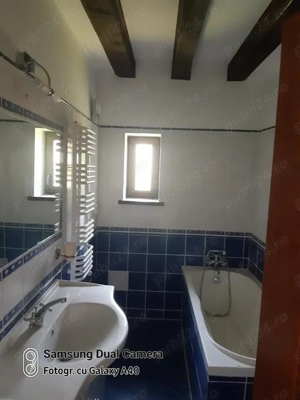 Apartament cu 4 camere decomandat în Forestier