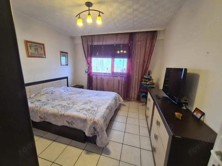 Apartament cu 2 camere decomandat, mobilat în Tomis Nord