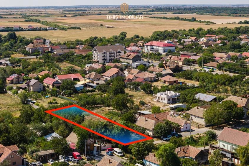 Teren Construcții intravilan de 1340 mp, în Remetea Mare