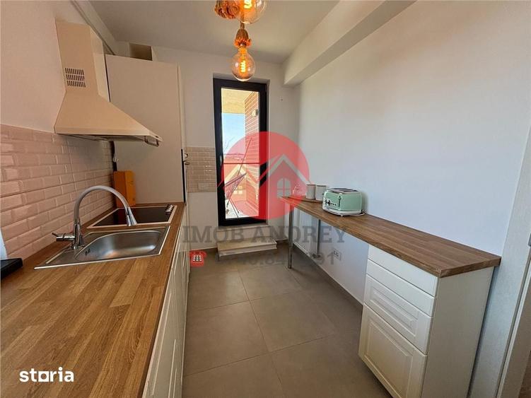 Apartament cu 2 camere decomandat în Central