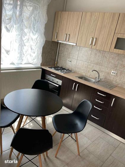 Apartament cu 3 camere decomandat în Ultracentral