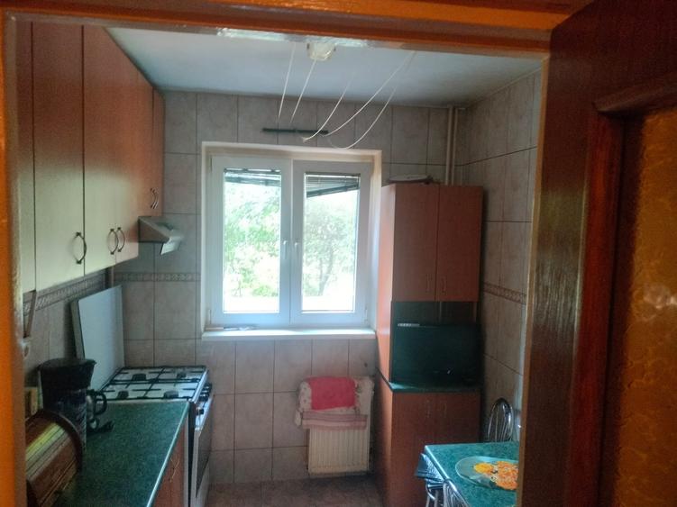 Apartament cu 3 camere decomandat în Drumul Taberei