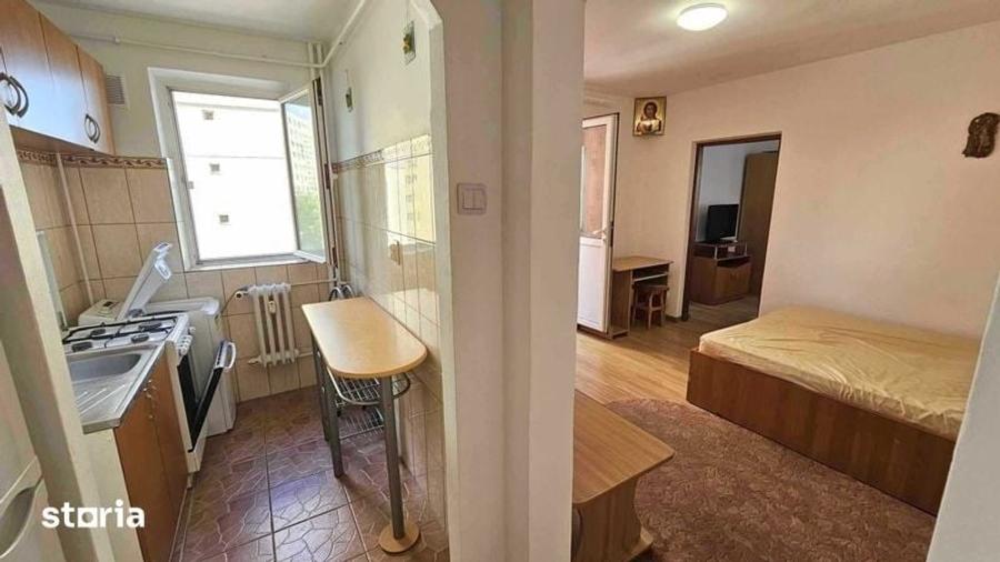 Apartament cu 2 camere nedecomandat în Central