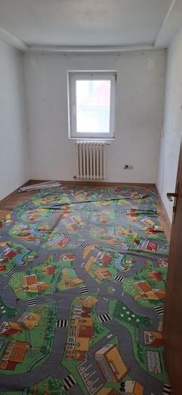 Casă cu 3 camere cu Teren 185 Mp în Central