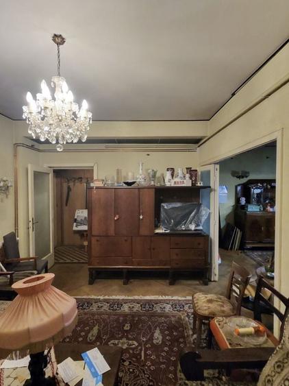 Apartament cu 4 camere semidecomandat, mobilat în Foișorul de Foc
