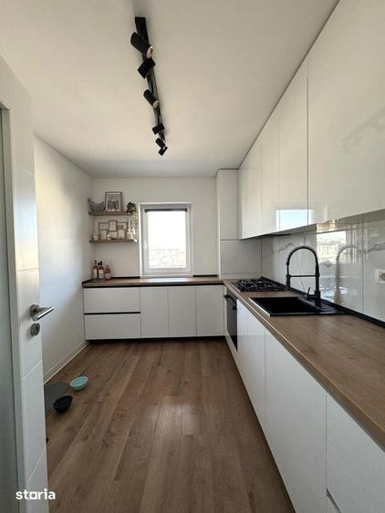 Apartament cu 2 camere decomandat în Girocului