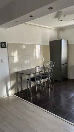 Apartament cu 2 camere decomandat, mobilat în Lipovei