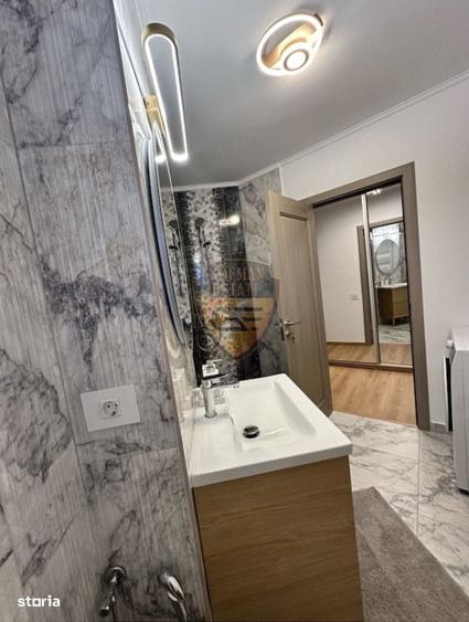 Apartament cu 3 camere decomandat în Dacia