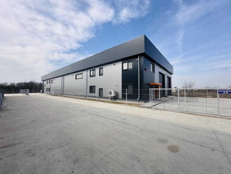 Spațiu industrial, de 447 mp, în Chitila