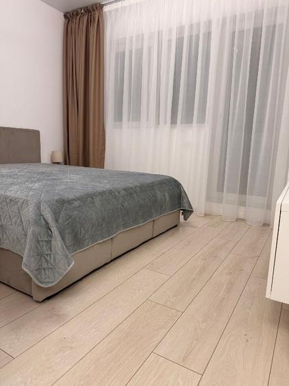 Apartament cu 2 camere decomandat, mobilat în Central