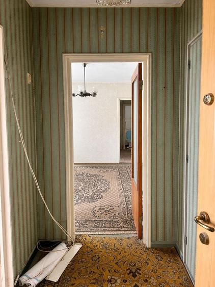 Apartament cu 3 camere semidecomandat în Drumul Taberei
