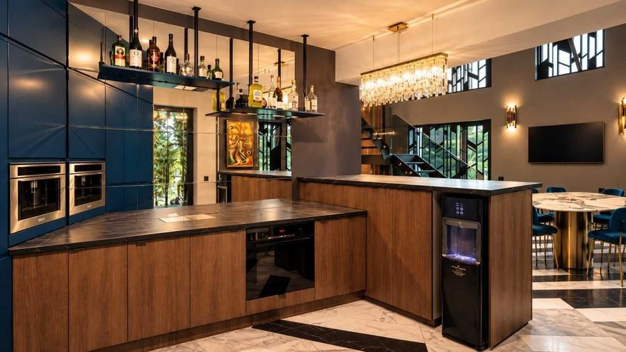 Apartament cu 3 camere semidecomandat în Pipera