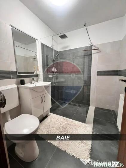 Apartament cu 4 camere decomandat, mobilat în Traian