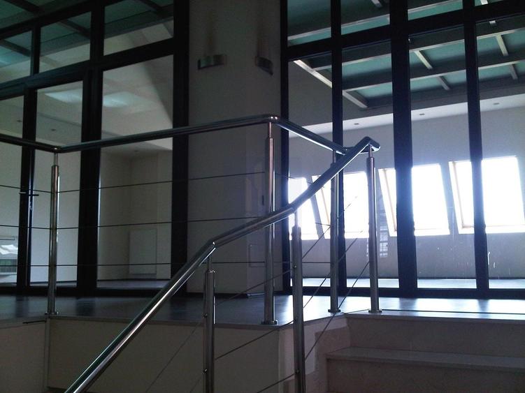 Apartament cu 4 camere decomandat în Arcul de Triumf