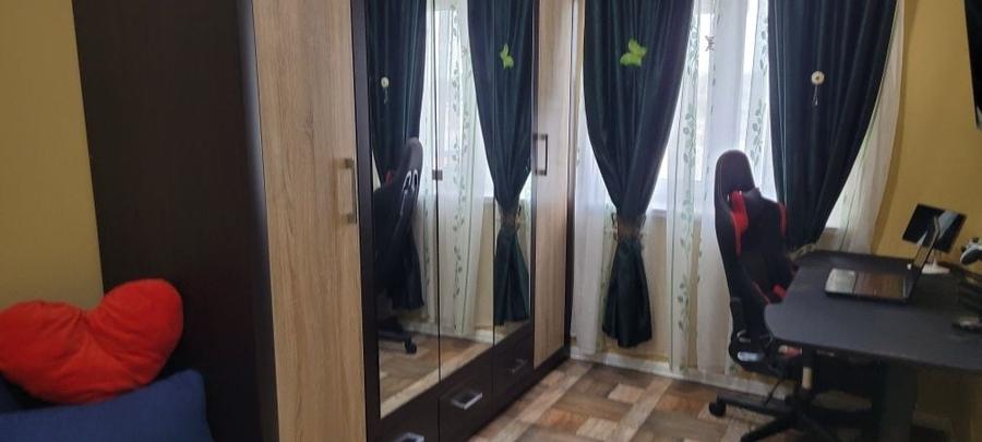 Apartament cu 3 camere decomandat în Câlnic