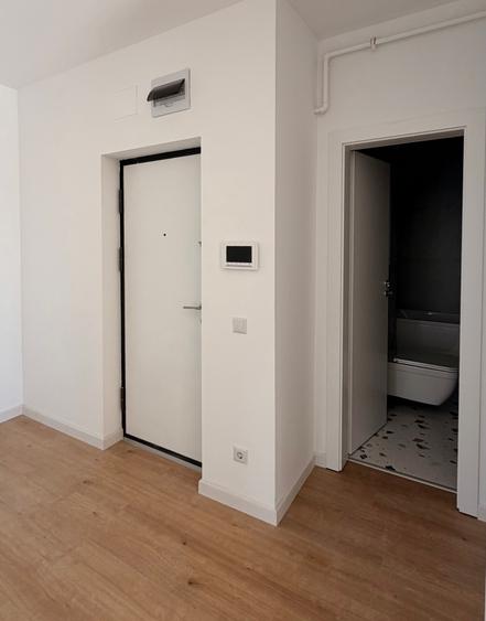 Apartament cu 2 camere semidecomandat în Turnișor