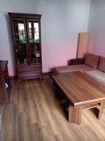 Casă cu 3 camere în Vatra Luminoasă