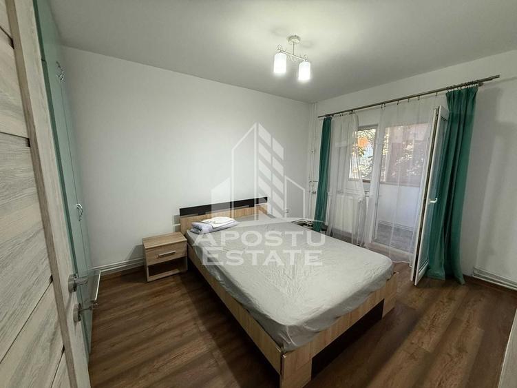 Apartament cu 3 camere semidecomandat, mobilat în Bucovina