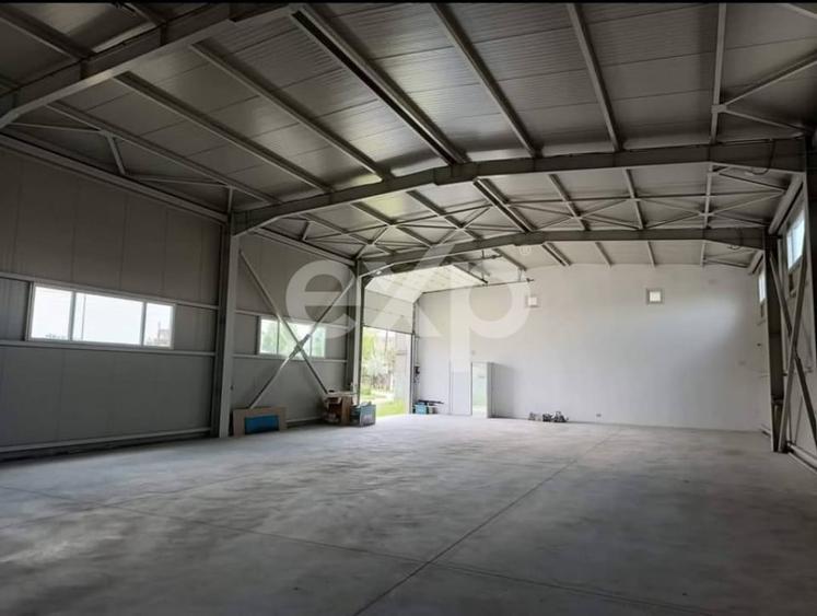 Spațiu comercial, de 400 mp, în Central