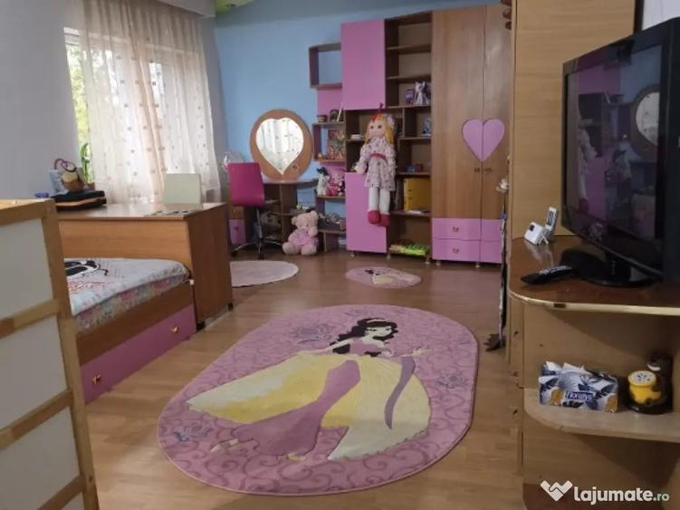 Casă cu 4 camere cu Teren 214 Mp în Chiajna