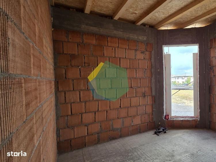 Casă cu 3 camere în Odăile