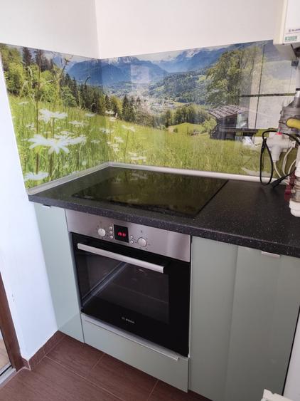 Apartament cu 3 camere semidecomandat în Drumul Taberei