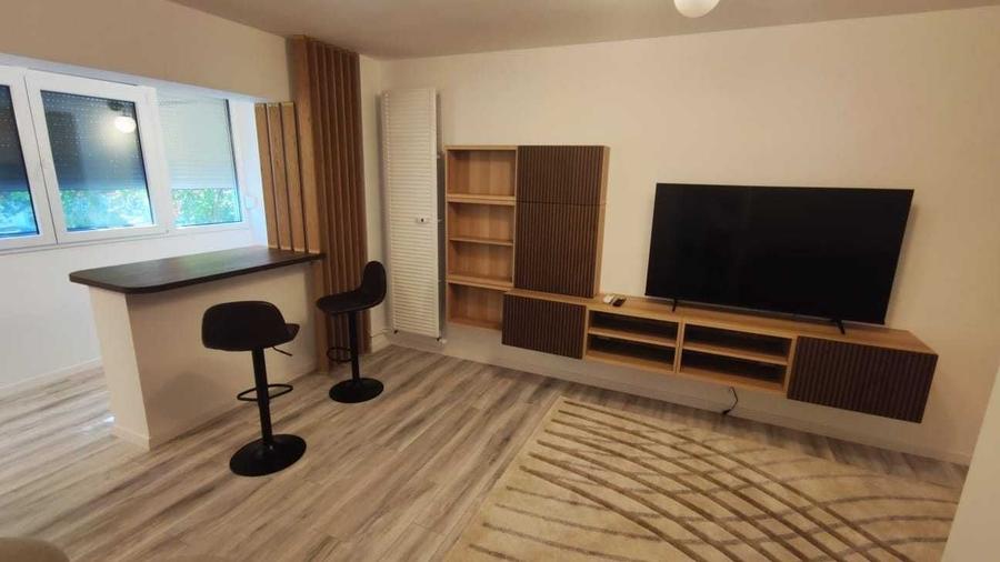 Apartament cu 2 camere decomandat în Turda