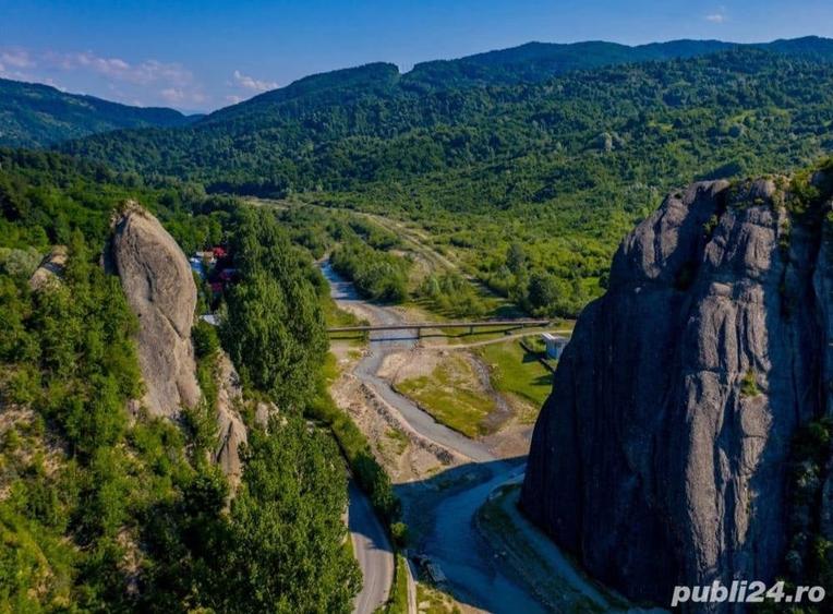 Teren de 1600 mp, în Brebu