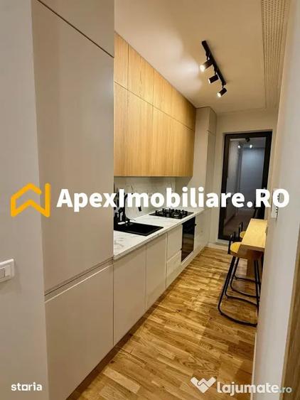 Apartament cu 3 camere semidecomandat în Străulești