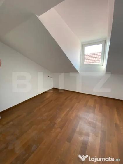 Apartament cu 5 camere decomandat, mobilat în Decebal