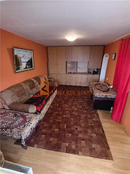 Apartament cu 2 camere decomandat, mobilat în Micro 3