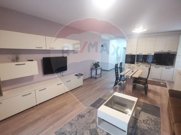 Apartament cu Parcare De Inchiriat - 1