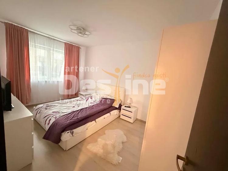 Apartament cu 2 camere decomandat în Sânpetru