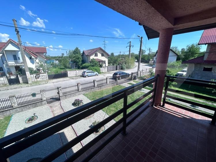 Casă individuală cu 5 camere cu Canalizare în Primăverii