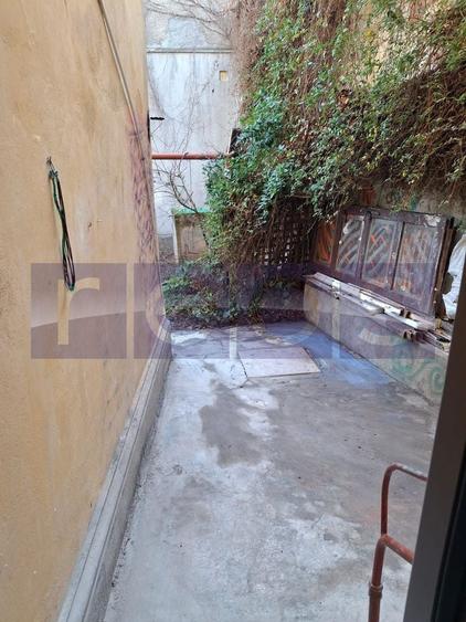 Apartament cu 2 camere în Armeneasca