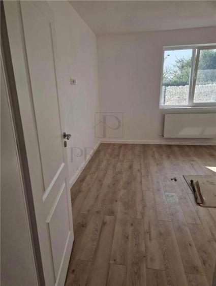 Casă individuală cu 3 camere cu Teren 656 Mp în Sânmihaiu Român