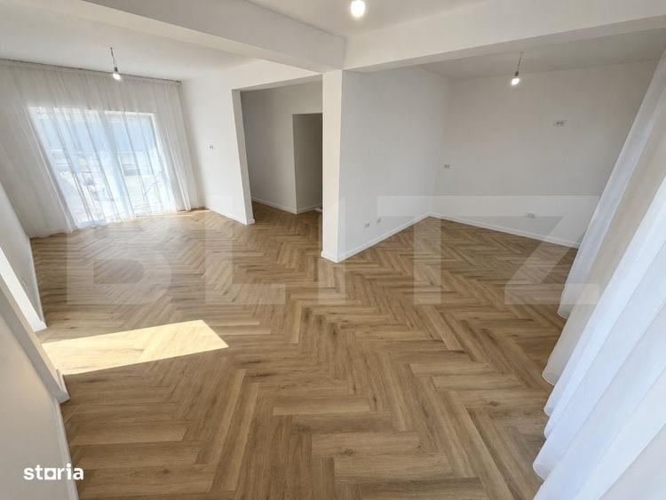 Casă cu 4 camere decomandat în Bosia