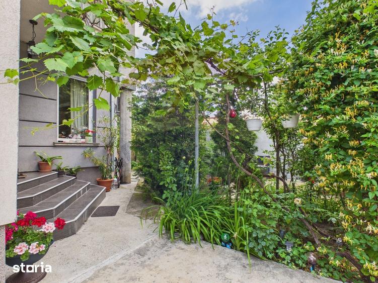 Casă cu 5 camere cu Teren 356 Mp în Bucureștii Noi
